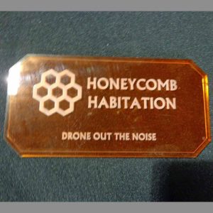 TTCombat   Sci Fi Scenics (28-32mm) Sign J (Honeycomb Habitation) with stand - SFU029 -