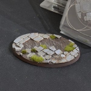 Battle Ready: Temple Bases Oval 105mm (x1) 1