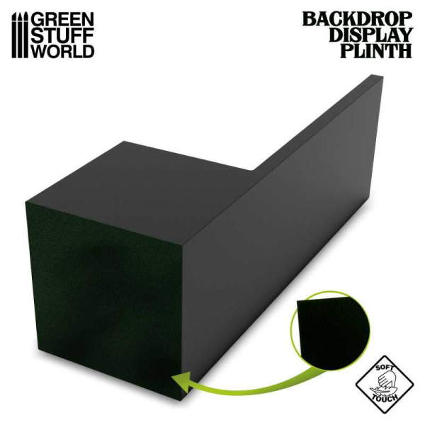 Straight Backdrop Plinths 7x7x6cm Black 1